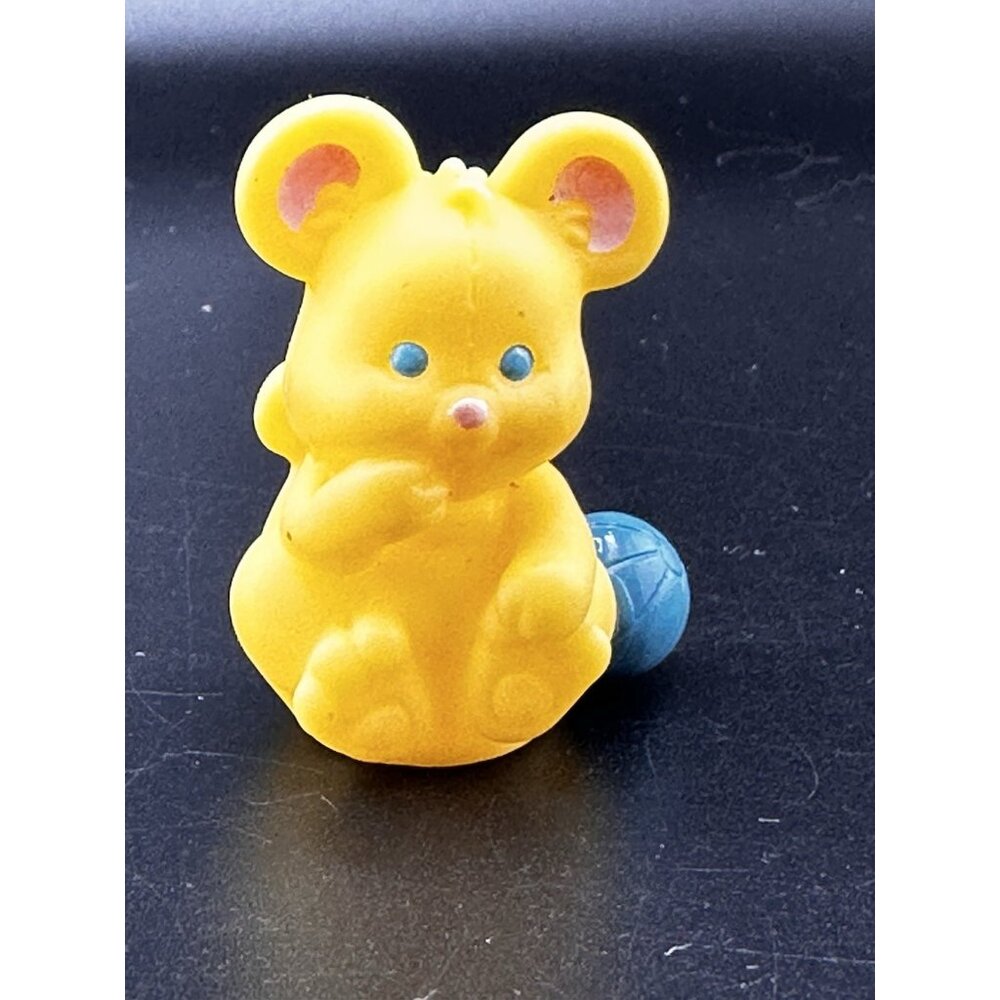 Fisher Price Loving Family Dollhouse 1999 Pet Yellow Mouse Figure Baby Nursery